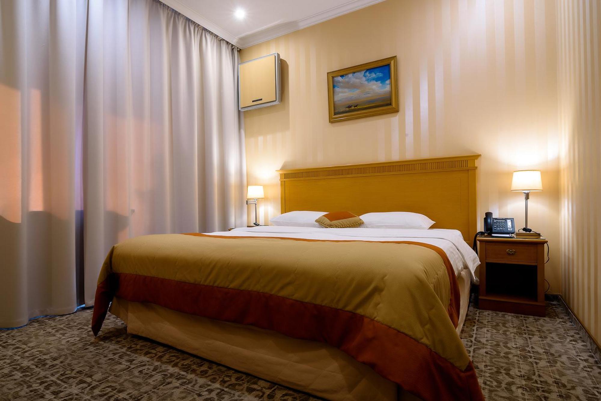 Cosmonaut Hotel คารากันดี ภายนอก รูปภาพ