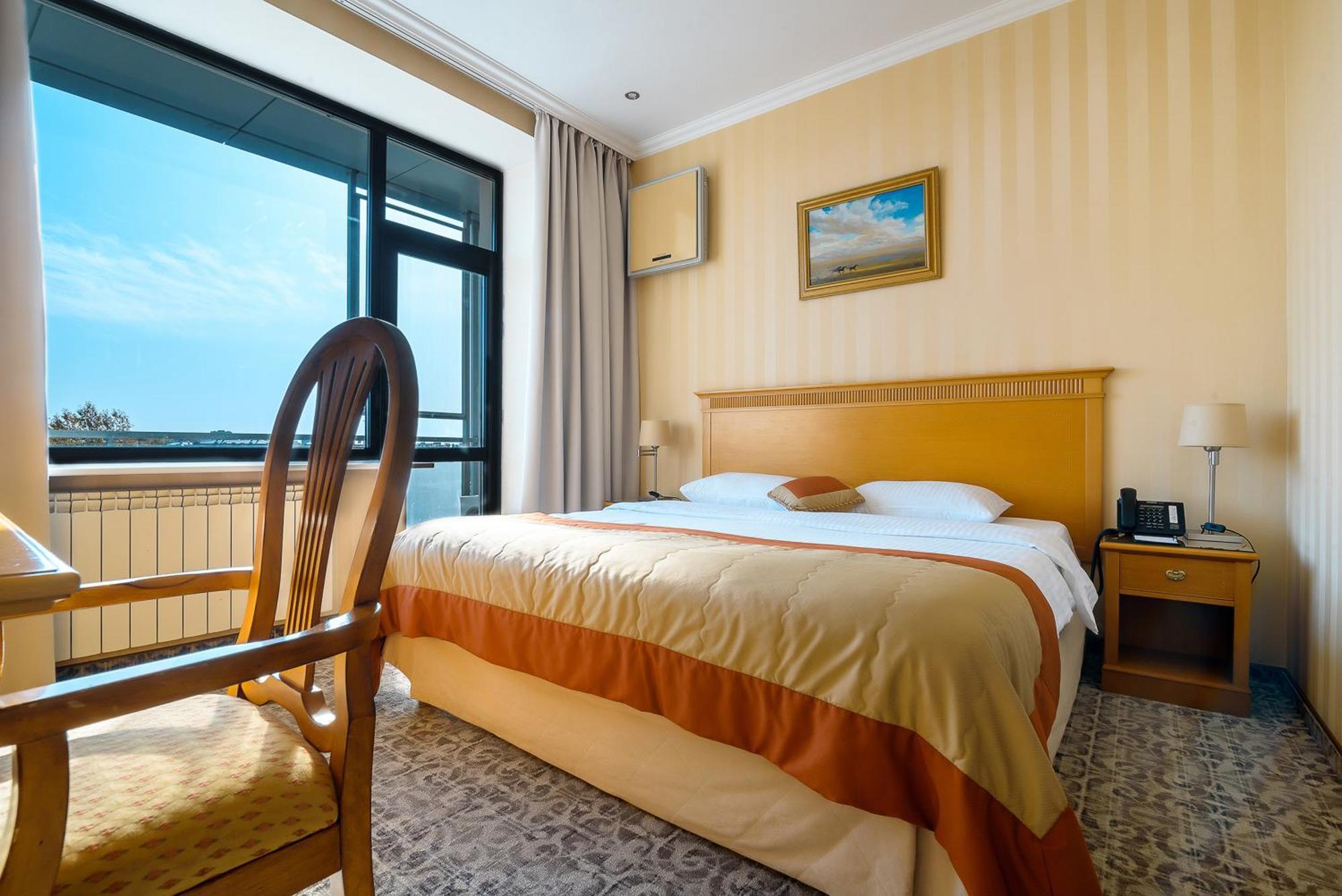 Cosmonaut Hotel คารากันดี ภายนอก รูปภาพ